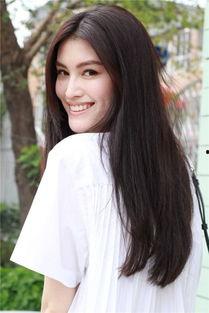 圈内八卦爆料邢菲是谁啊,揭秘娱乐圈新晋小花背后的神秘故事 第2张 圈内八卦爆料邢菲是谁啊,揭秘娱乐圈新晋小花背后的神秘故事 第2张